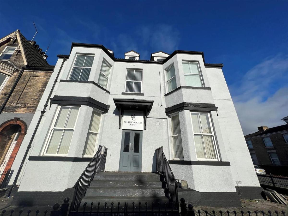 Marlborough Court Hostel Kingston upon Hull ภายนอก รูปภาพ